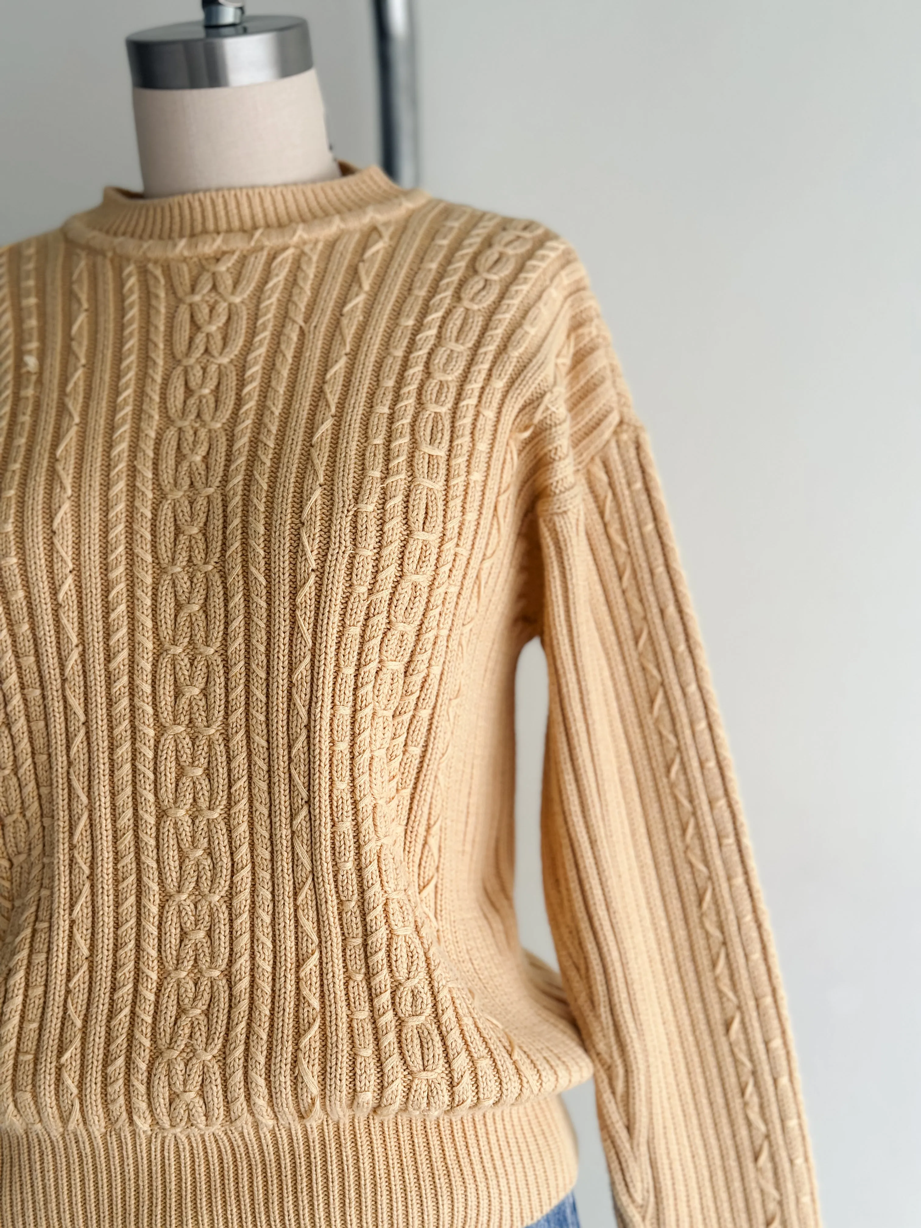 vintage honey cotton sweater (S/M)