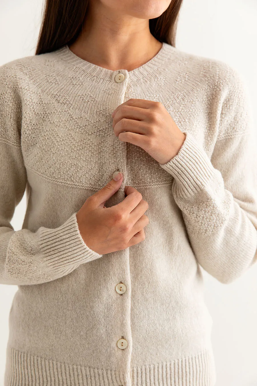 Womens Geelong Superfine Lambswool Gansey Cardigan - Linen